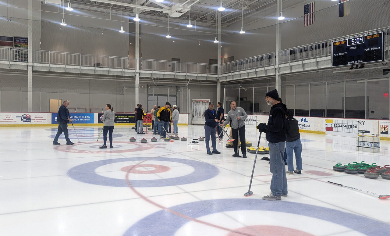 Curling play